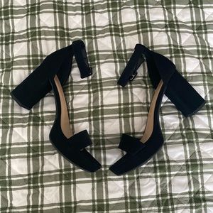 Black Strappy Heel